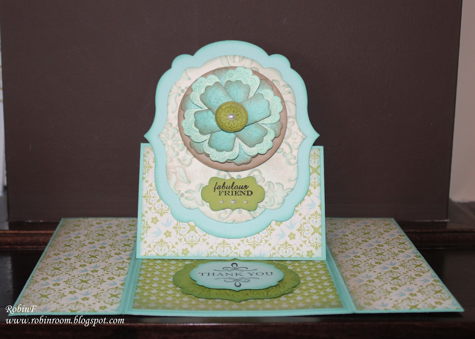 Robin's Room GatefoldEasel Card