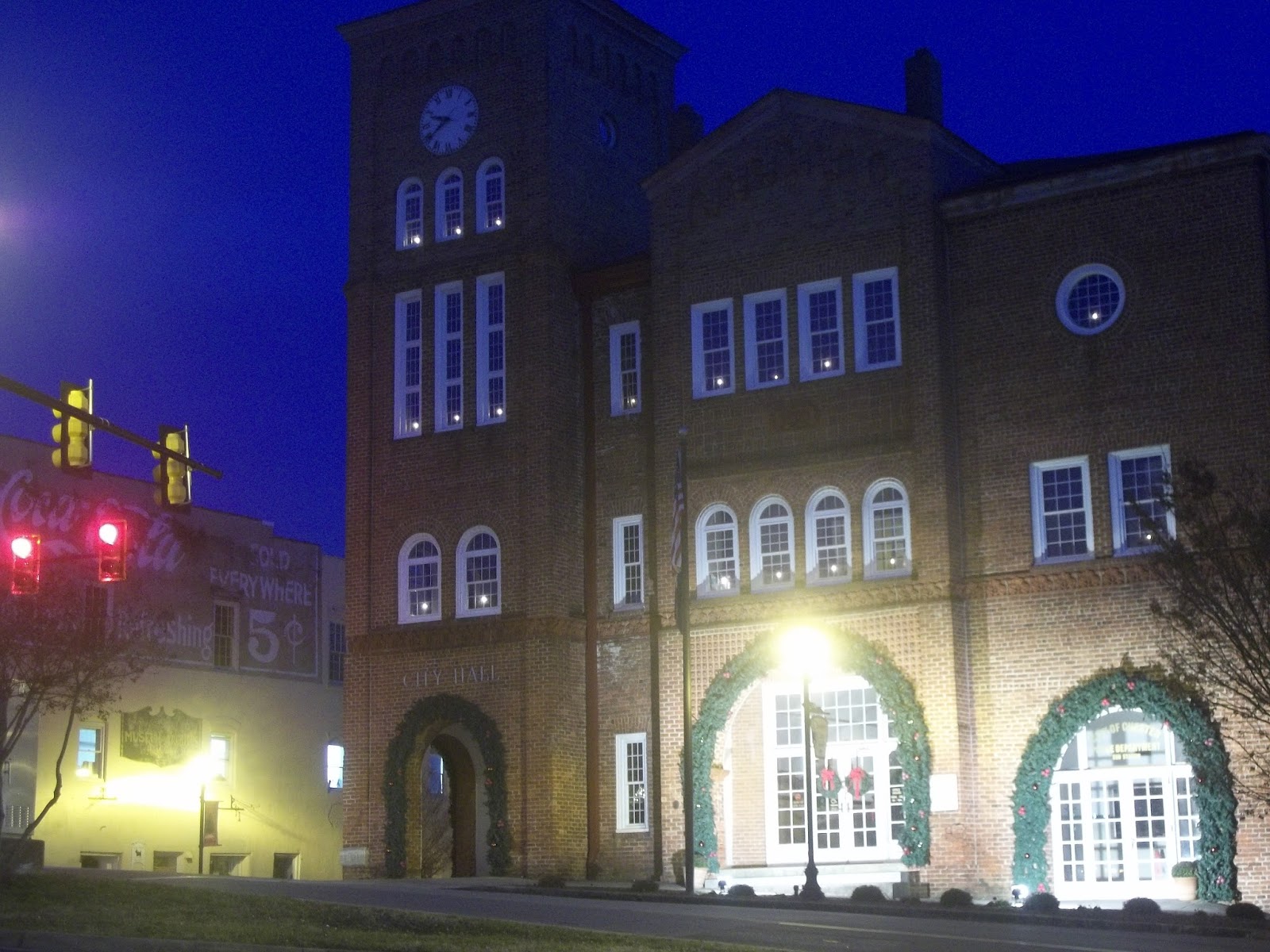 Southern Fried Common Sense & Stuff Christmas Lights In Downtown Chester