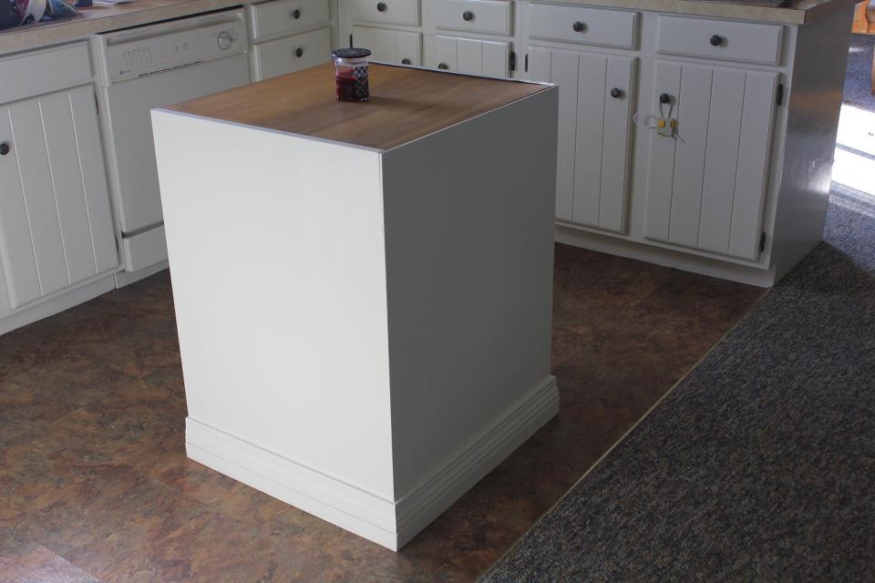 Budget Beautiful Bungalow 11 Kitchen Island