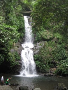 air terjun sekar langit