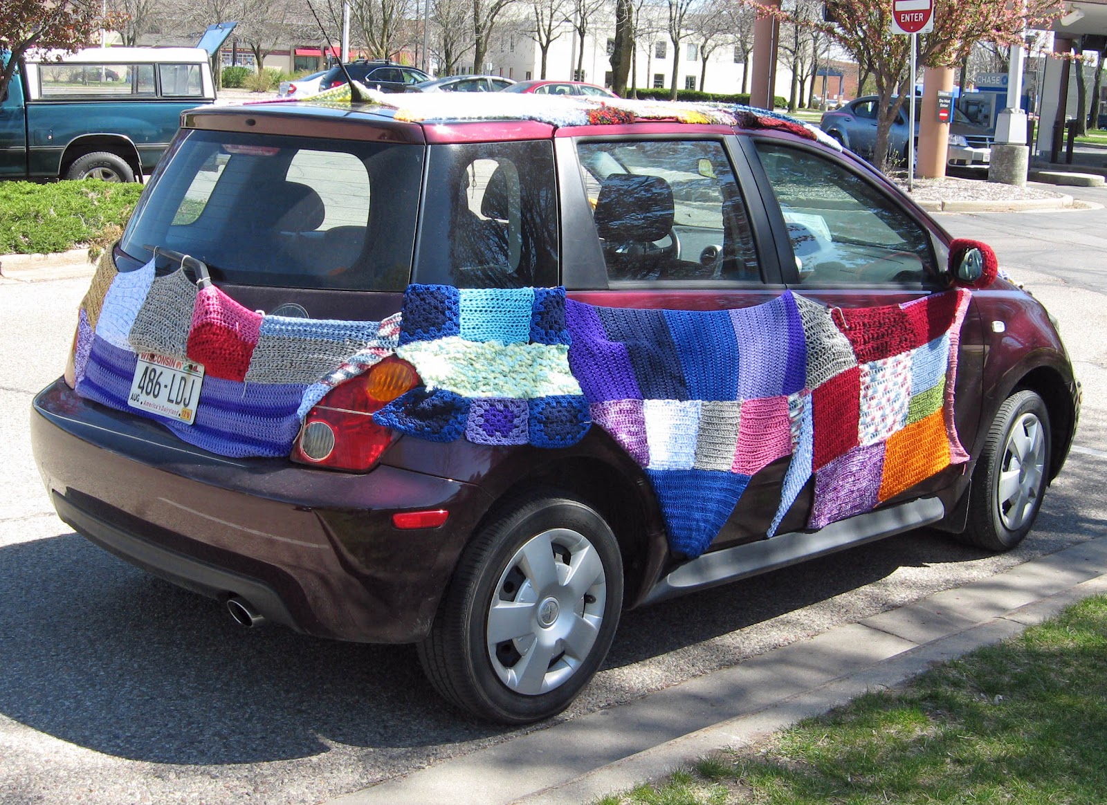 Threads of Inspiration Yarn Bombing