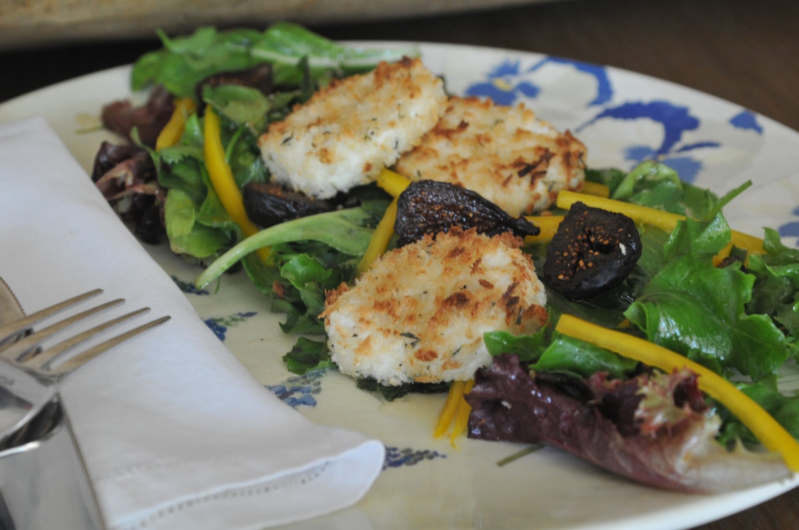 37 Cooks Retro Warm Goat Cheese Salad with Roasted Figs and Honey