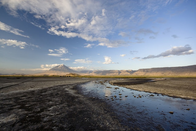 Danau Natron Paling Unik dari Tanzania