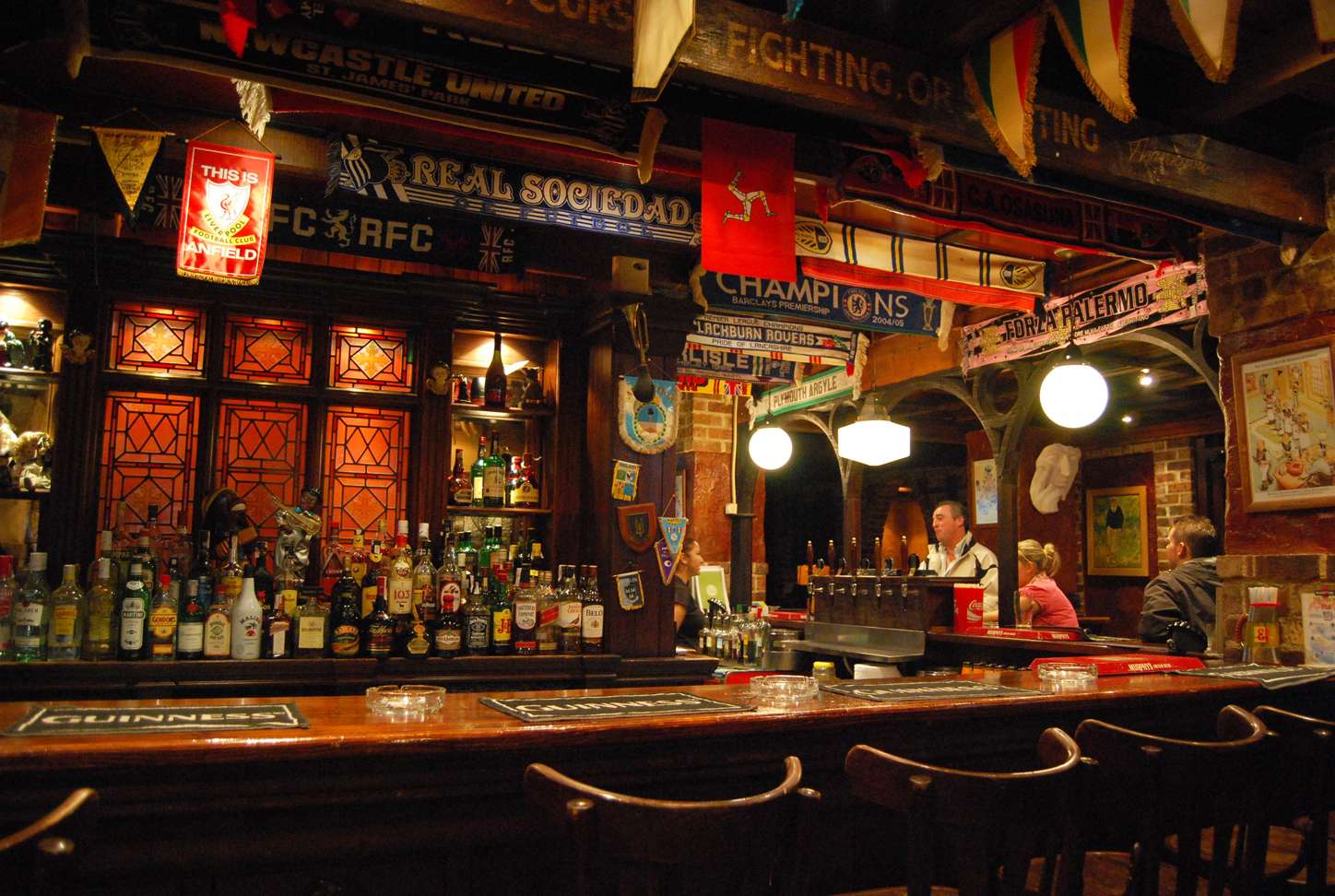 Scottish Irish English pub on Pinterest Pub Interior, Pub Bar and Old