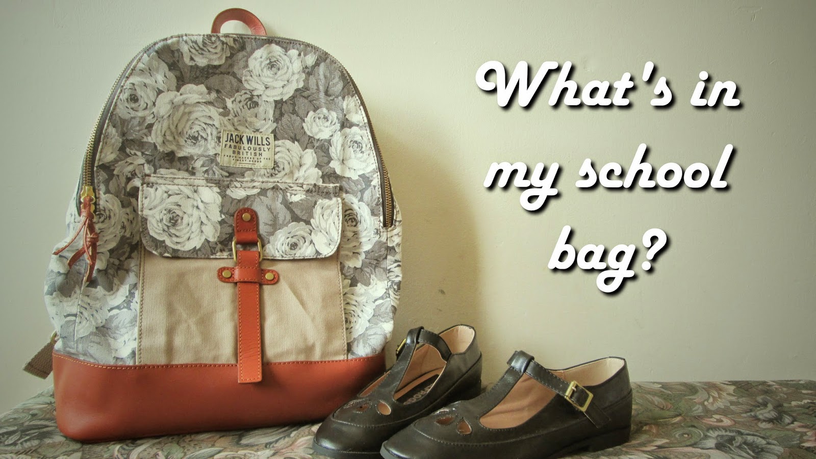 Flower Crowns and Cupcakes What's in my school bag?