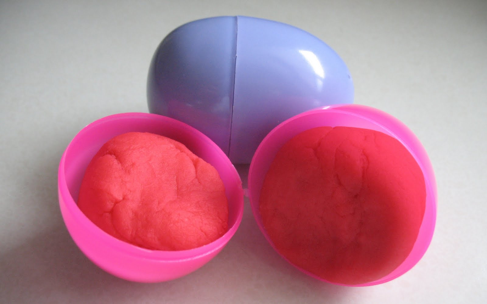 olds Play dough eggs