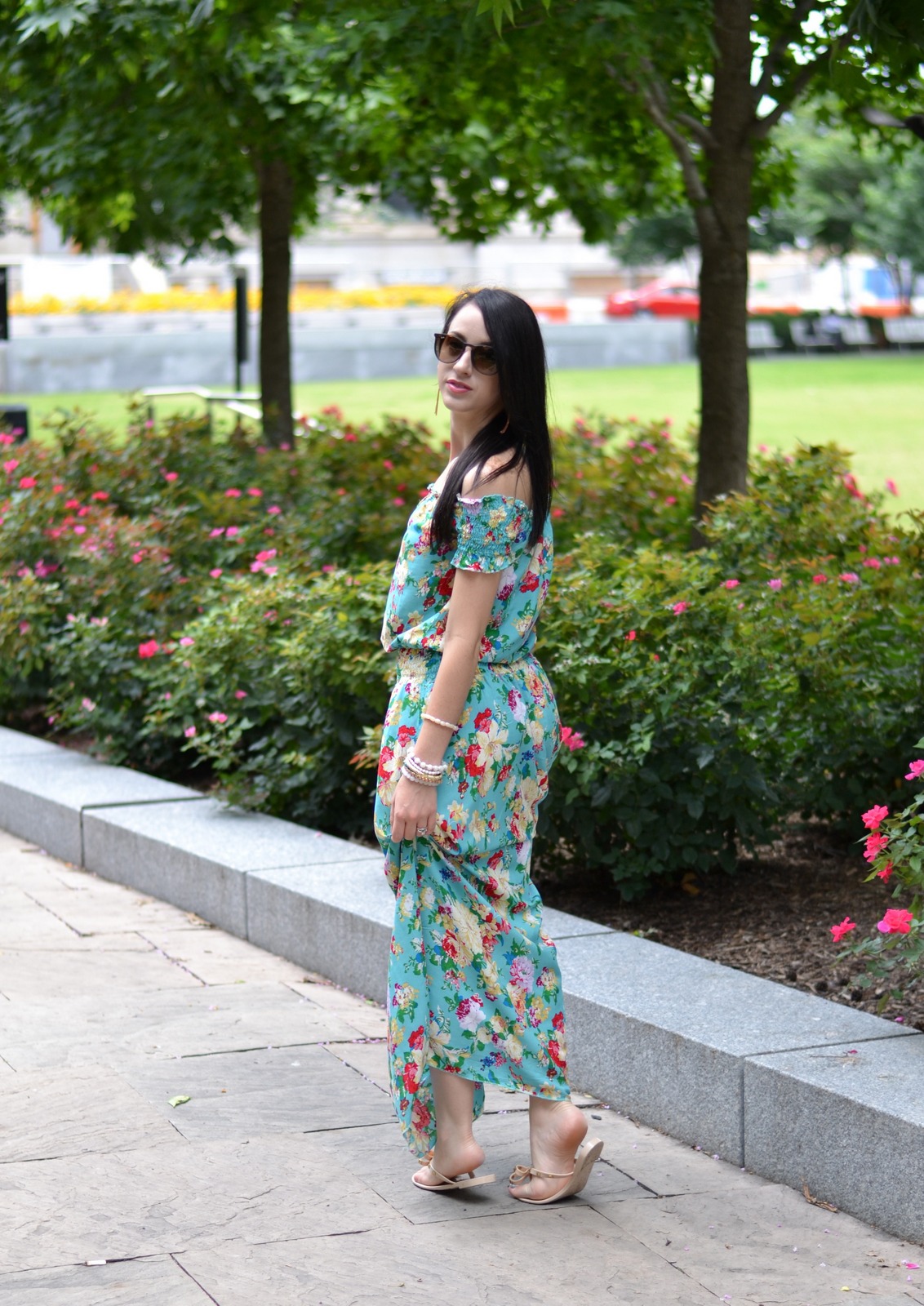 Off the Shoulder Maxi Signing Steph