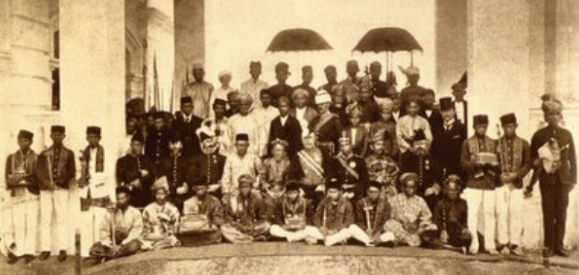 Payung Mahkota Dirgahayu Raja Melayu 2013