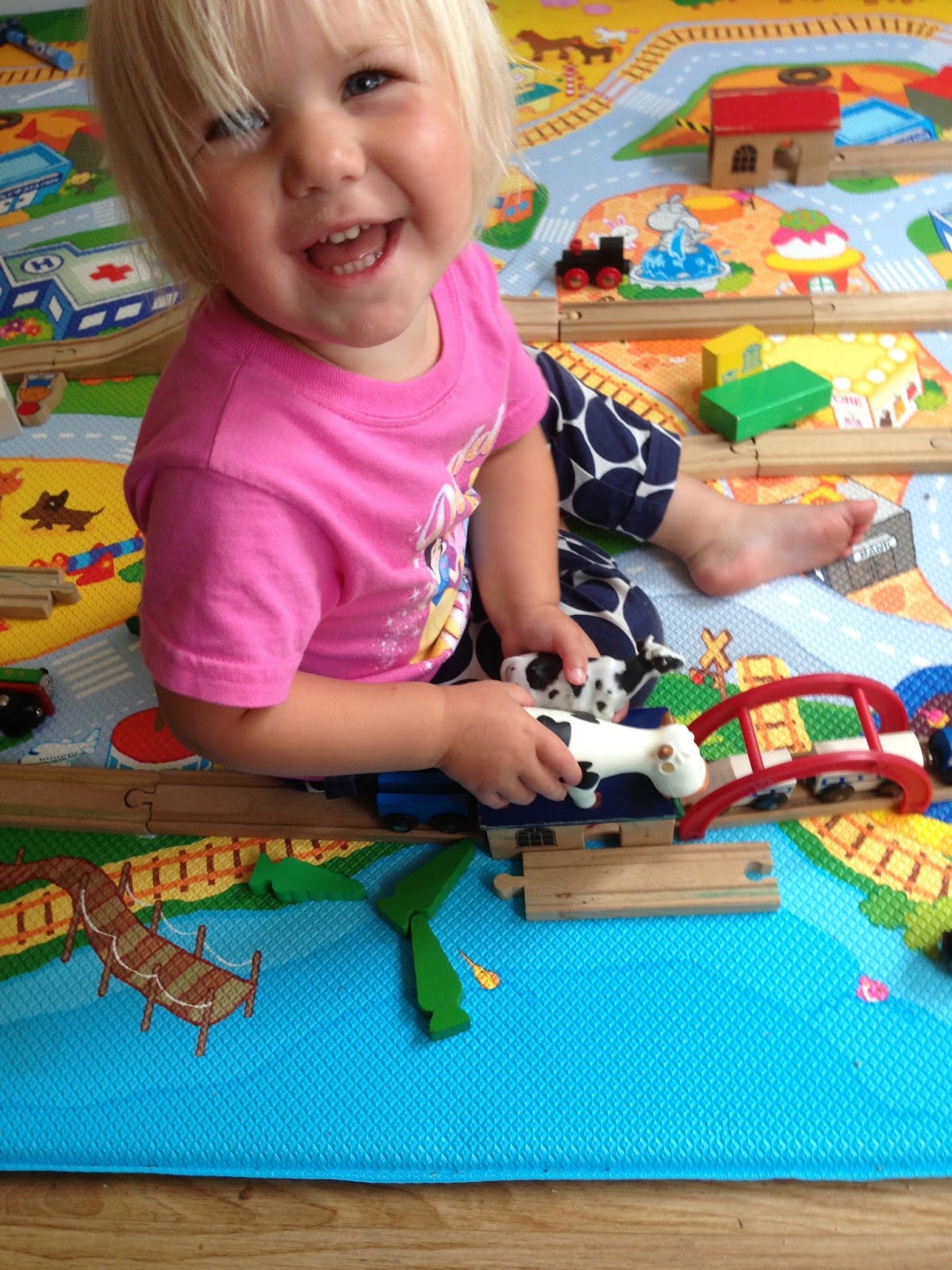 Toto Kidogo Dwinguler Playmat Review chelseamamma.co.uk