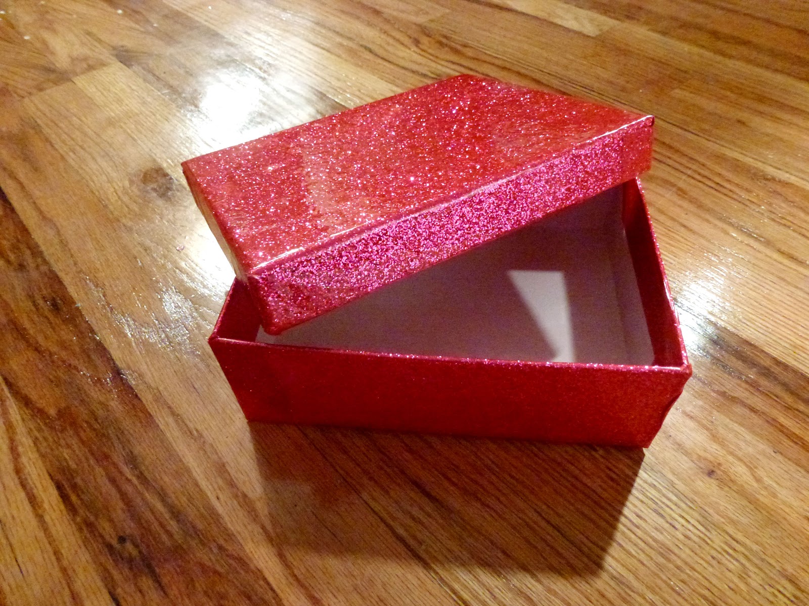 Hey! Look what I Made! Glitter Box