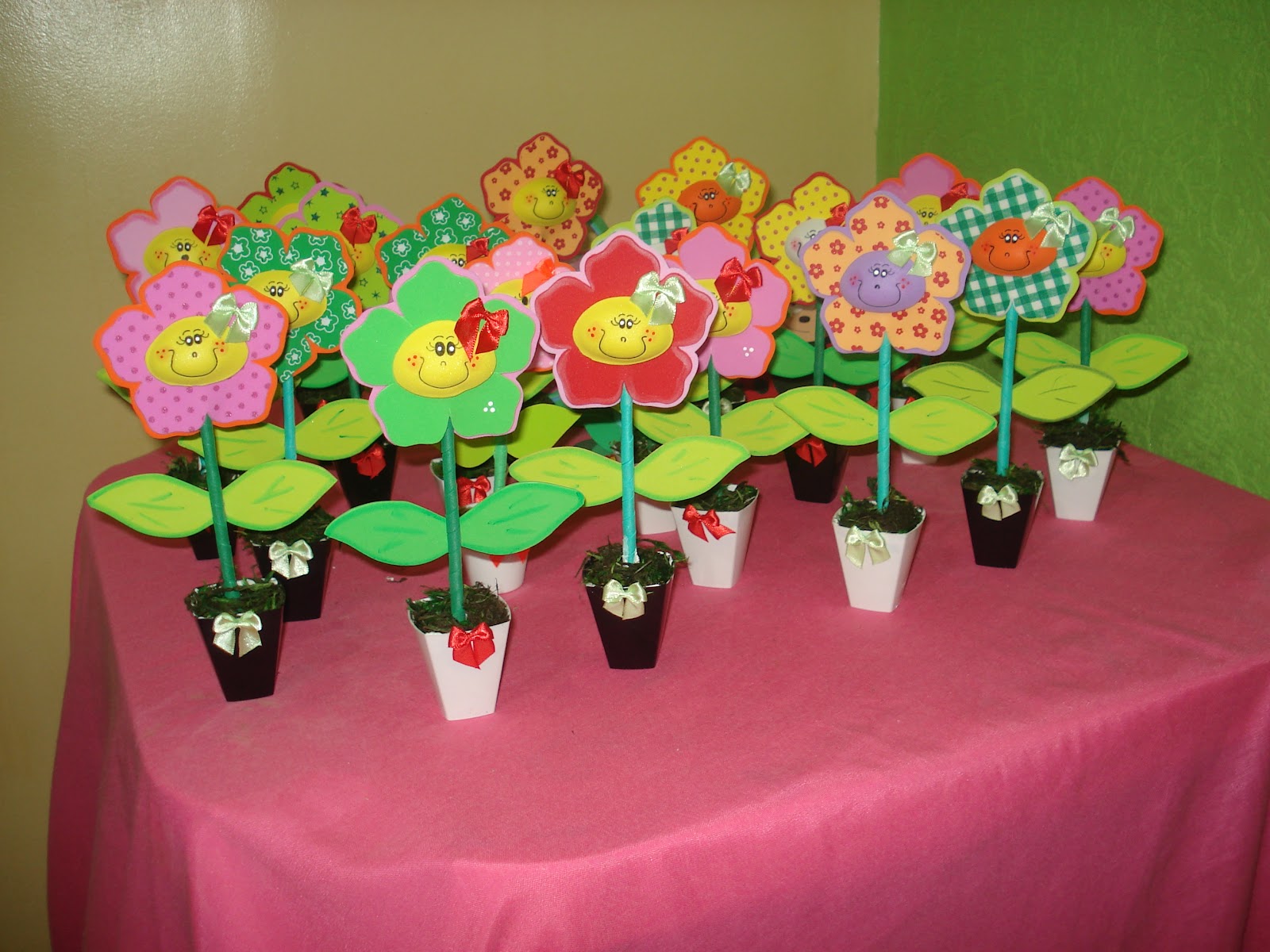 enfeite de mesa aniversario jardim encantado: como centro de mesa para festa Jardim encantado da pequena Luma enfeite de mesa aniversario jardim encantado: como centro de mesa para festa Jardim encantado da pequena Luma