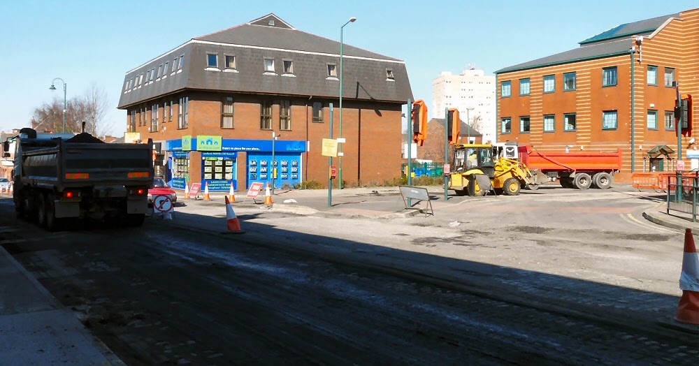Hyde Xtra Roadworks on Market Street again