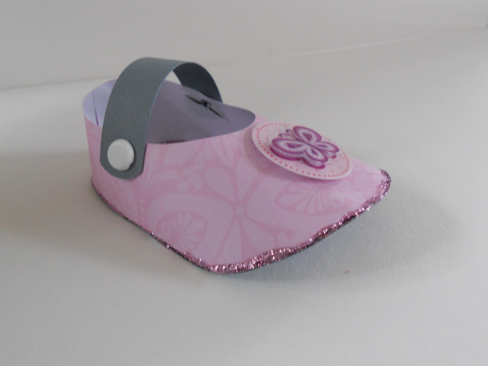 DB Crafty Treasures Cricut Artiste Baby Shoe