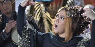 Melly Goeslaw, Musisi, Penyanyi, Biografi