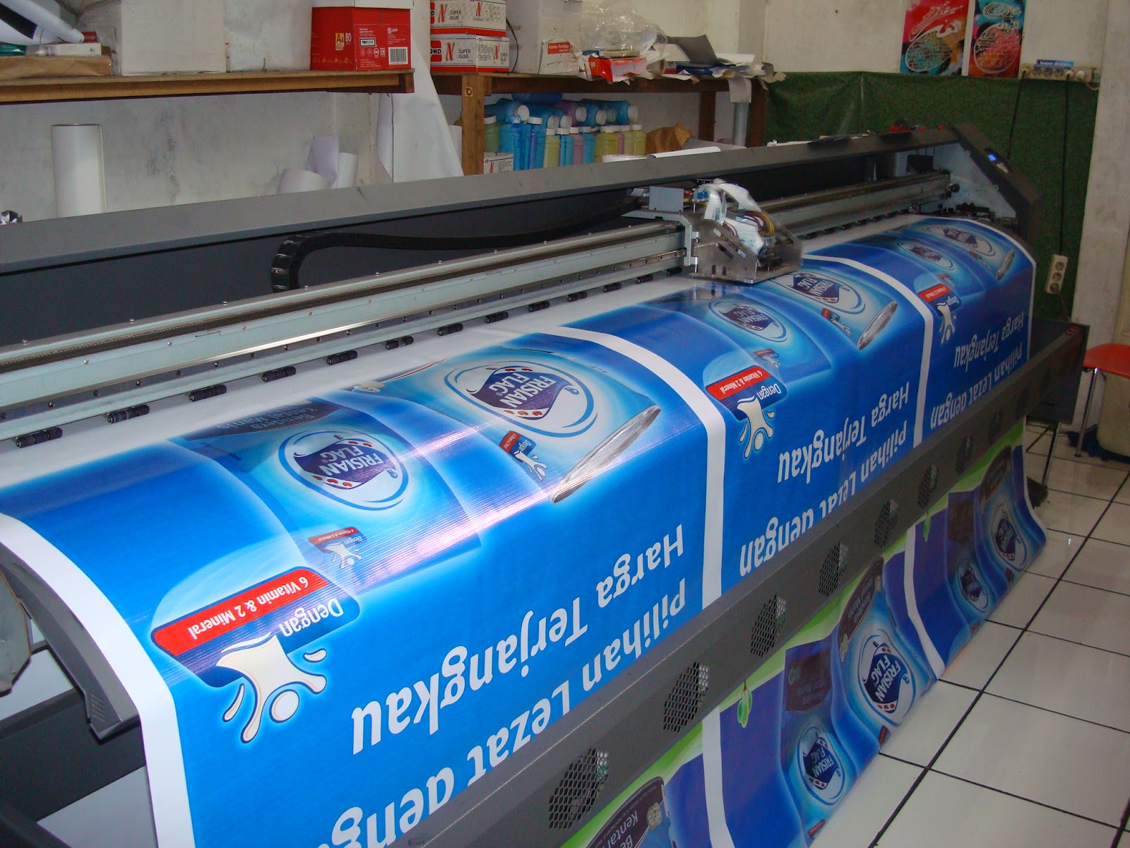 Jasa Pembuatan Spanduk, Banner, Stiker, Baliho Makassar