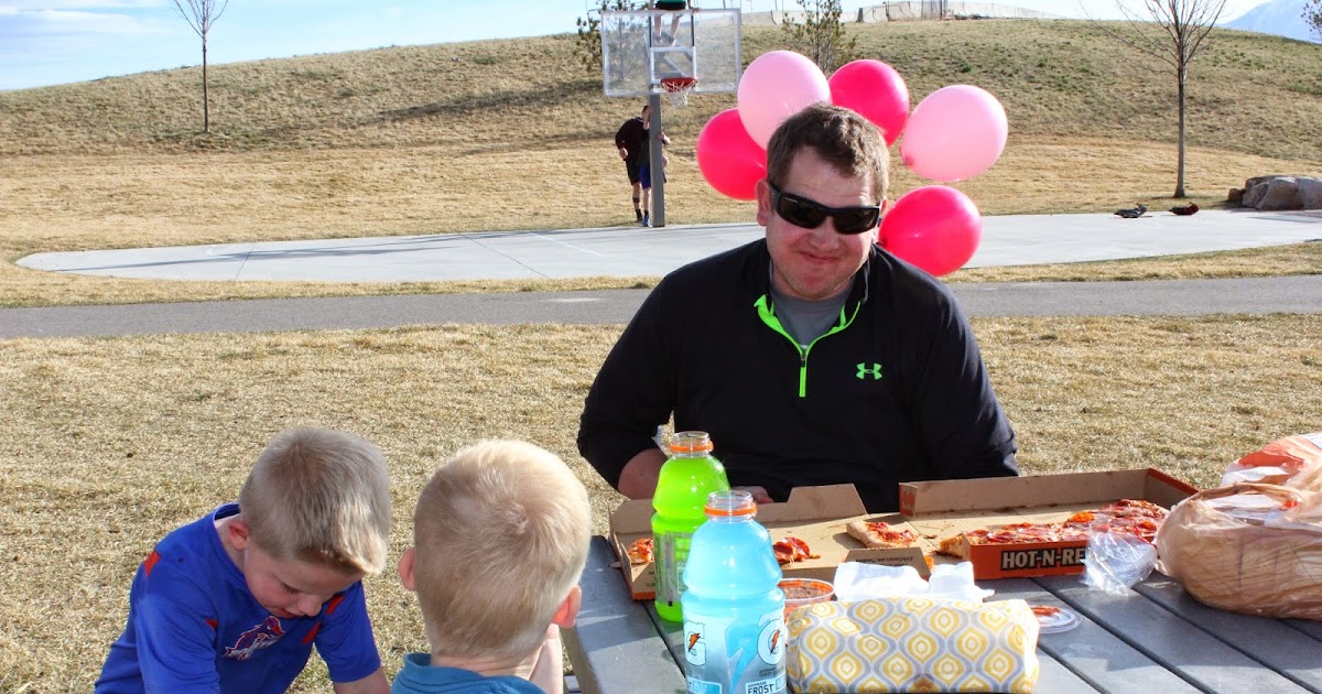 Suzi Homemaker Pizza Picnic