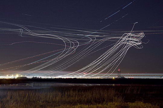 long-exposure-airplane14%255B2%255D.jpg