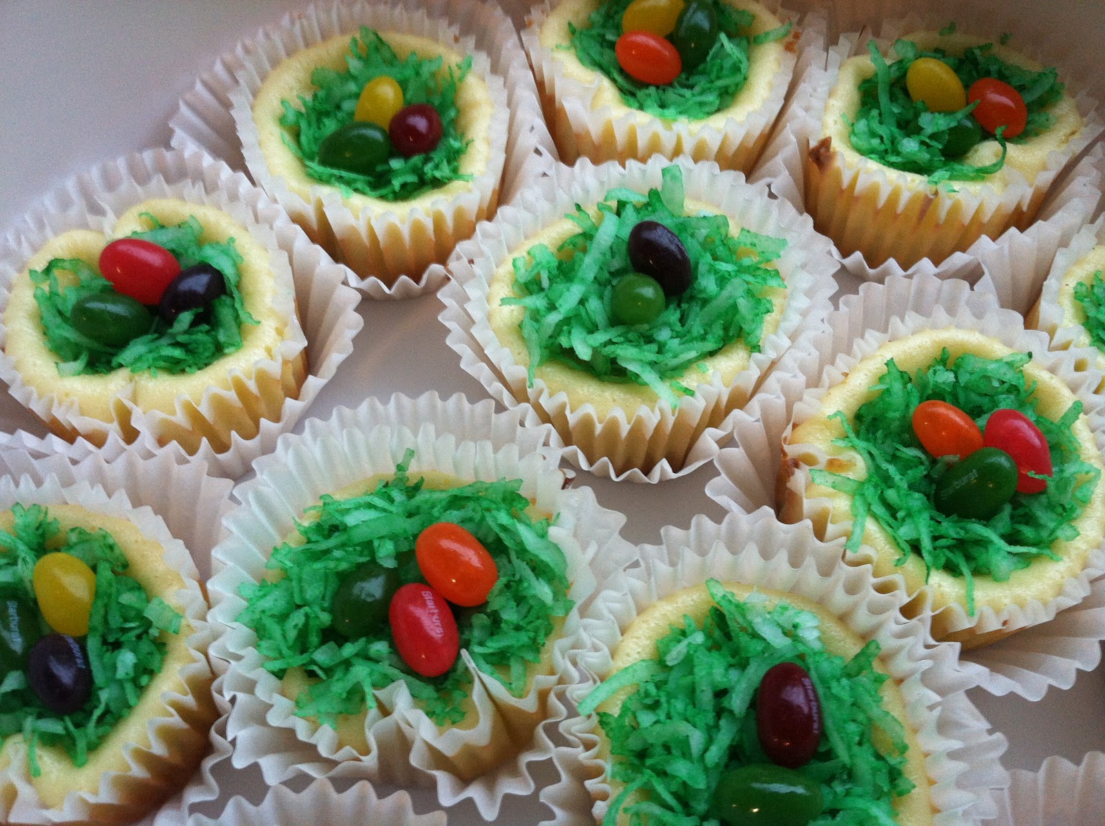 Paper Wings Mini Cheesecake Easter Baskets