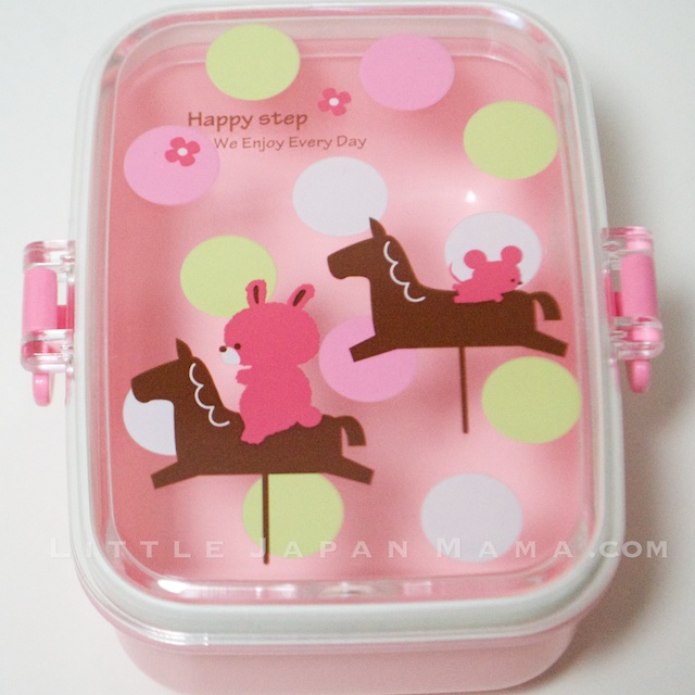 little japan mama : Square Mini Kids' Bento Box with Seal