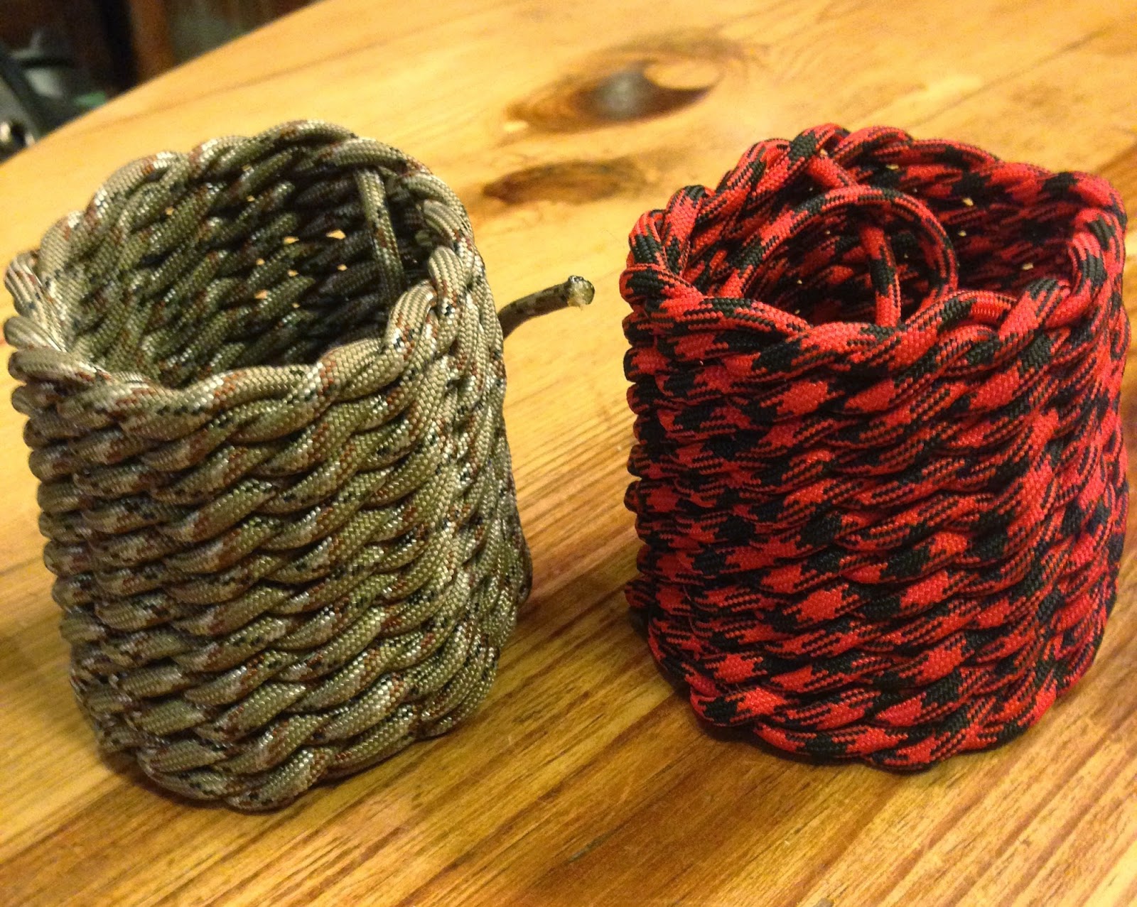 The Paracord Cowboy Horn Knots