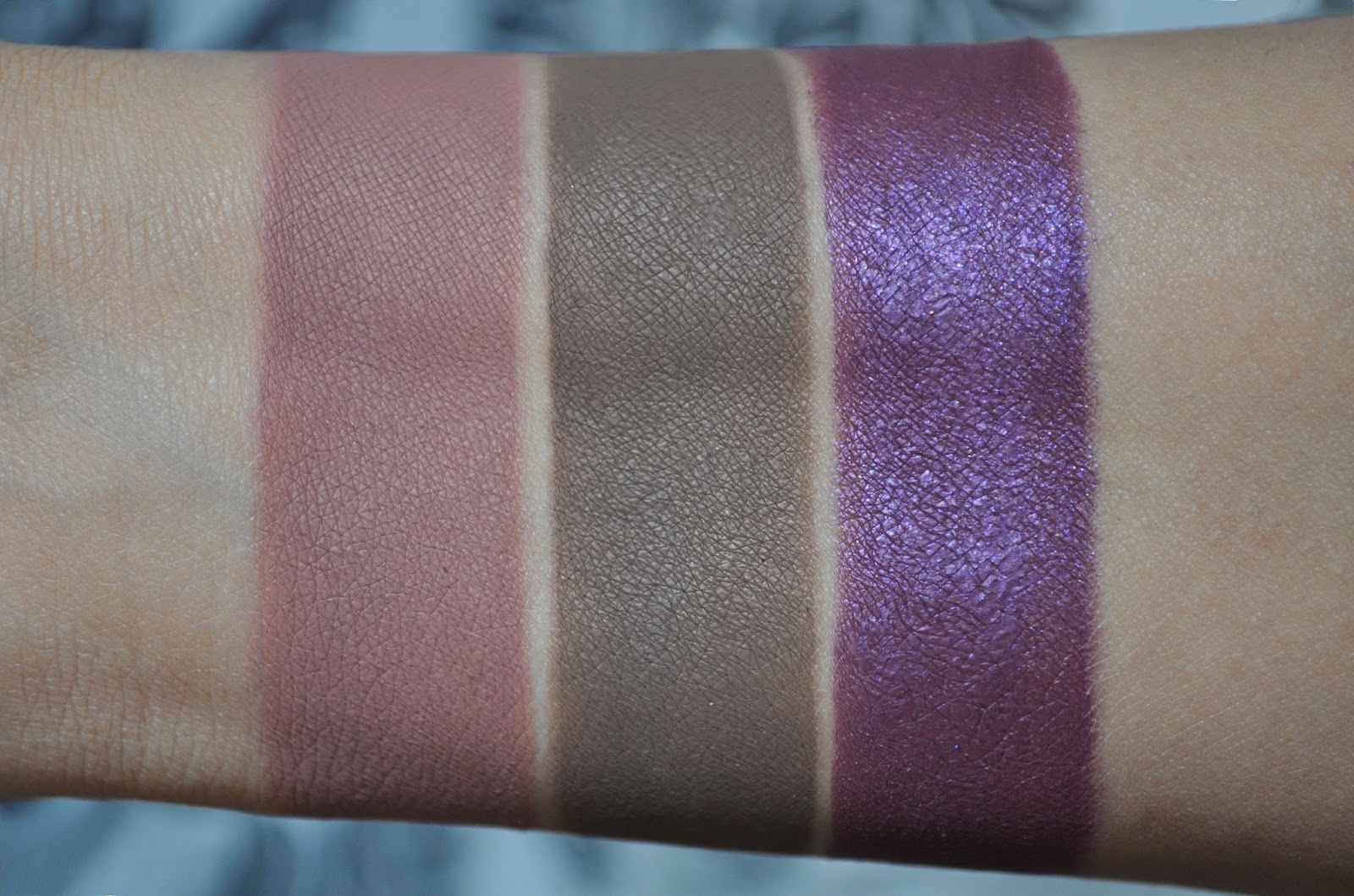 mac paint pot swatches on nw25 mac paint pot swatches on nw25