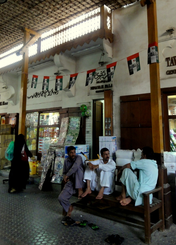 TRAVEL AND LIFESTYLE DIARIES In Deira, Dubai Spice Herbs Souk