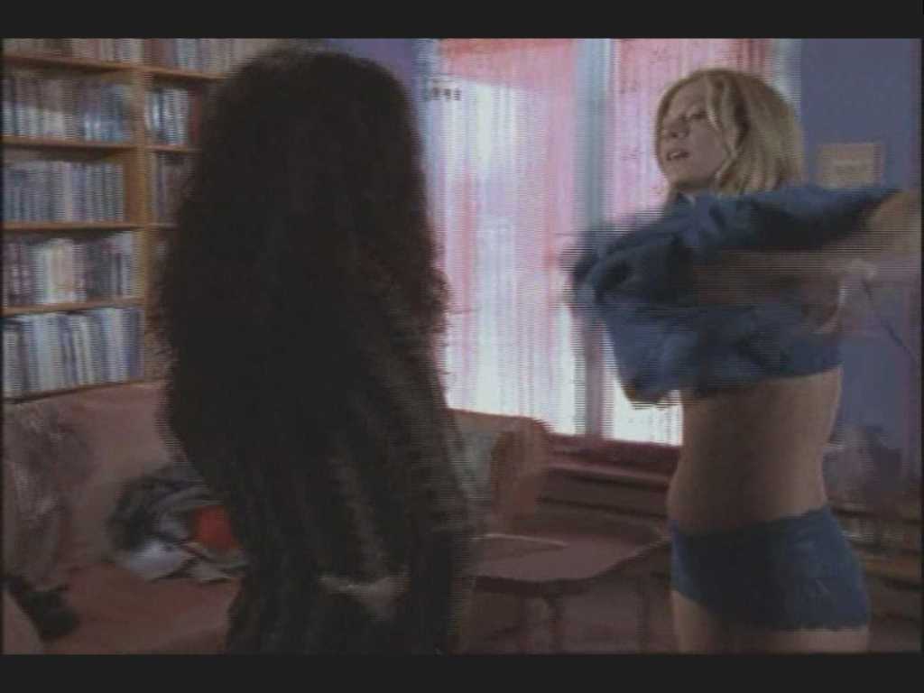 http://2.bp.blogspot.com/-H6kXUAtfHb0/TwgX68GV3oI/AAAAAAAAw2o/40p37tYbkgM/s1600/Jenna+Elfman%2527s+Bikini%252C+Legs%252C+But+%2526+Ass+Pics+Gallery+19.jpg
