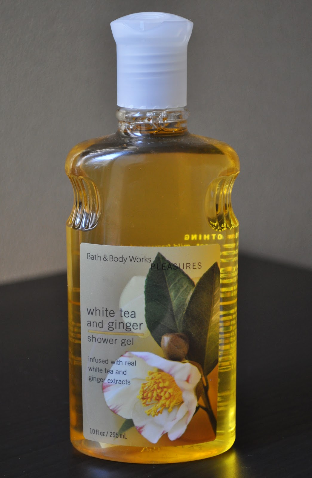 Bath & Body Works' Shower Gel 'White Tea & Ginger' [ So Lonely in