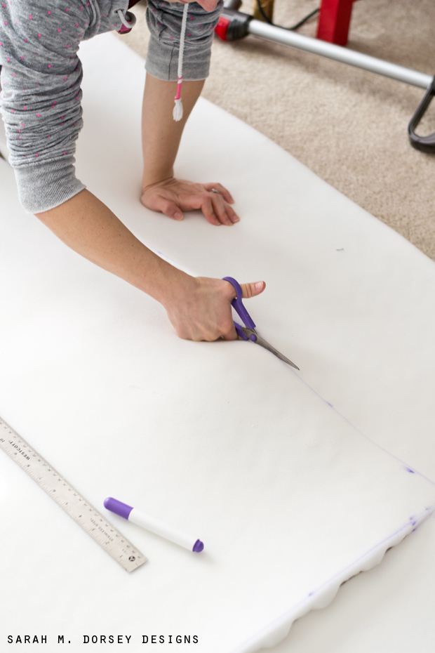 sarah m. dorsey designs Super Simple Upholstered Headboard Tutorial