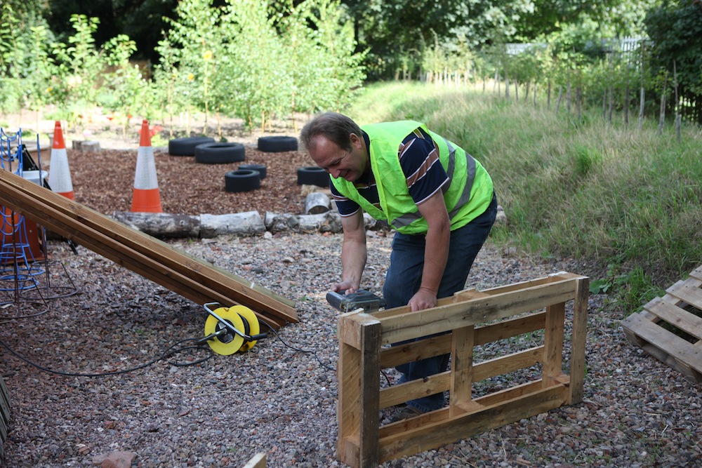 Fazeley Pre School The Making Of The Mud Kitchen