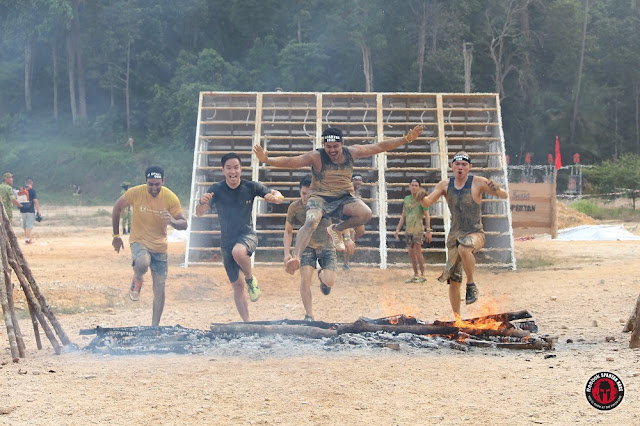 Fire jump right before the finish line! fire jump spartan race malaysia sprint kl