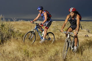 Pedaleando con las Ballenas - Cicloturismo de Aventura en Península Valdés Pedaleando con las Ballenas - Cicloturismo de Aventura en Península Valdés
