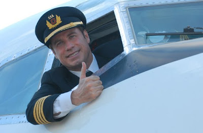 [Internacional] John Travolta doa jato executivo a um museu na Geórgia  John+travolta+airplane