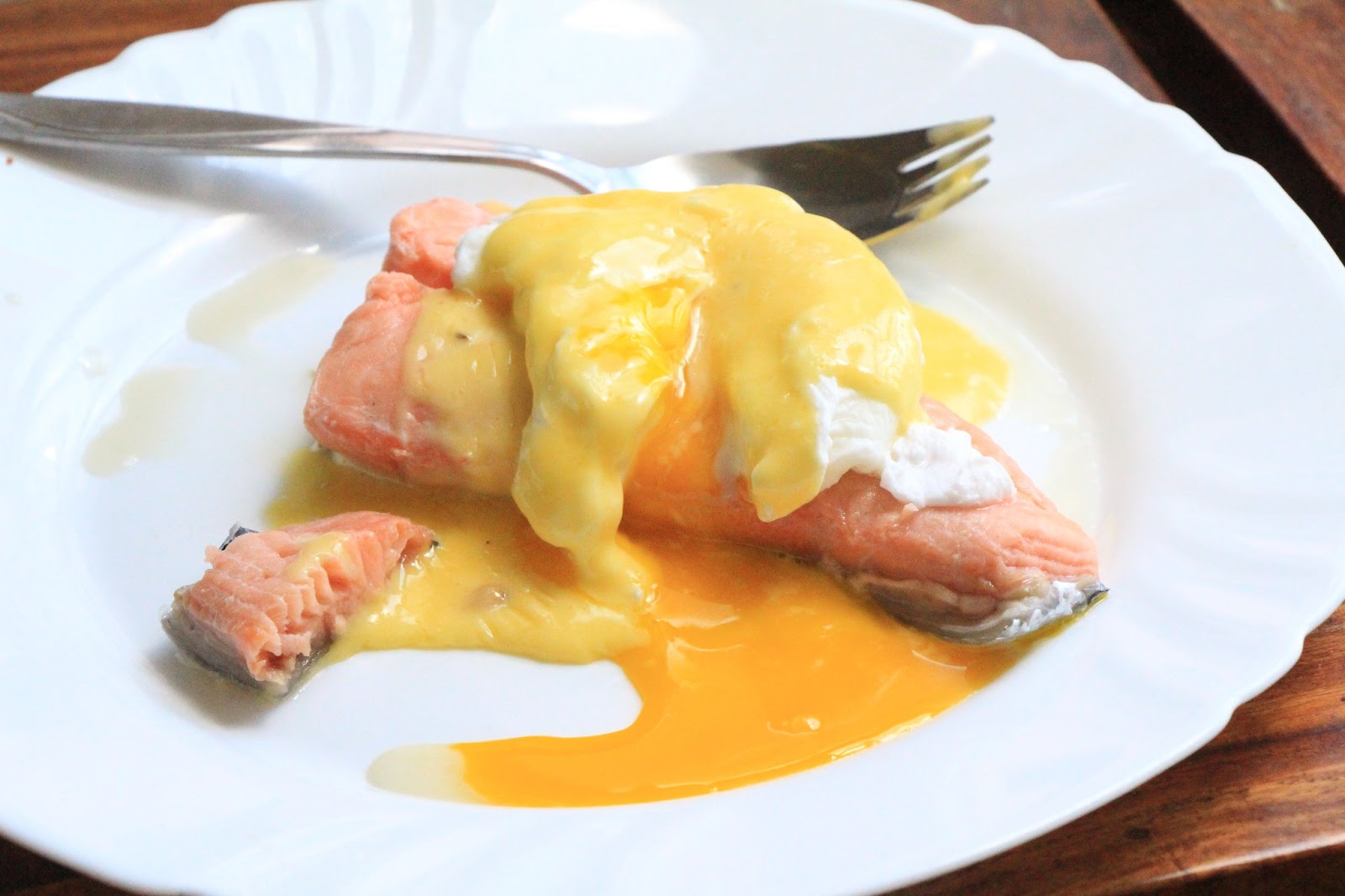 ♥♥Poached Salmon with Runny Egg, Hollandaise Sauce♥♥ Mysisterzfantacy