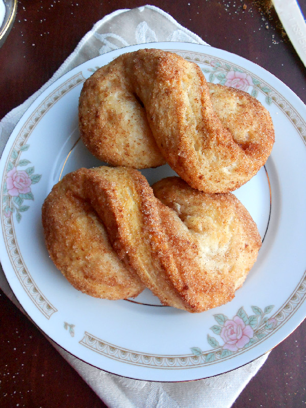 Copycat Bojangles Cinnamon Biscuits Cinnamon twists collegenewhampshire938.ml recipe. Learn how to cook great Cinnamon twists collegenewhampshire938.ml collegenewhampshire938.ml deliver fine selection of quality Cinnamon twists collegenewhampshire938.ml recipes equipped with ratings, reviews and mixing tips.