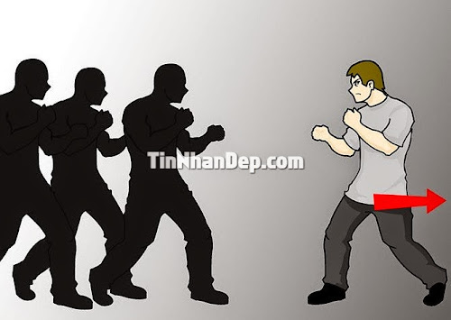 Nhử đối thủ sao cho chúng tạo thành một đường thẳng