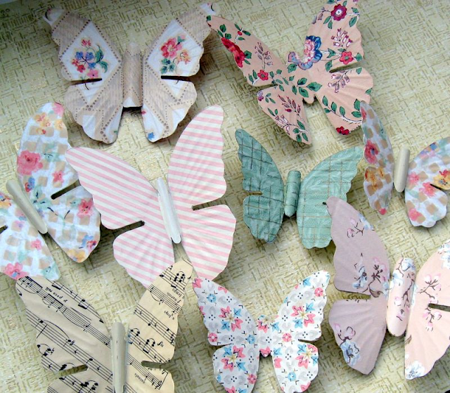 Make your own amazing up-cycled vintage wallpaper butterflies, by Mitzi's Miscellany, featured on http://www.ilovethatjunk.com/ 