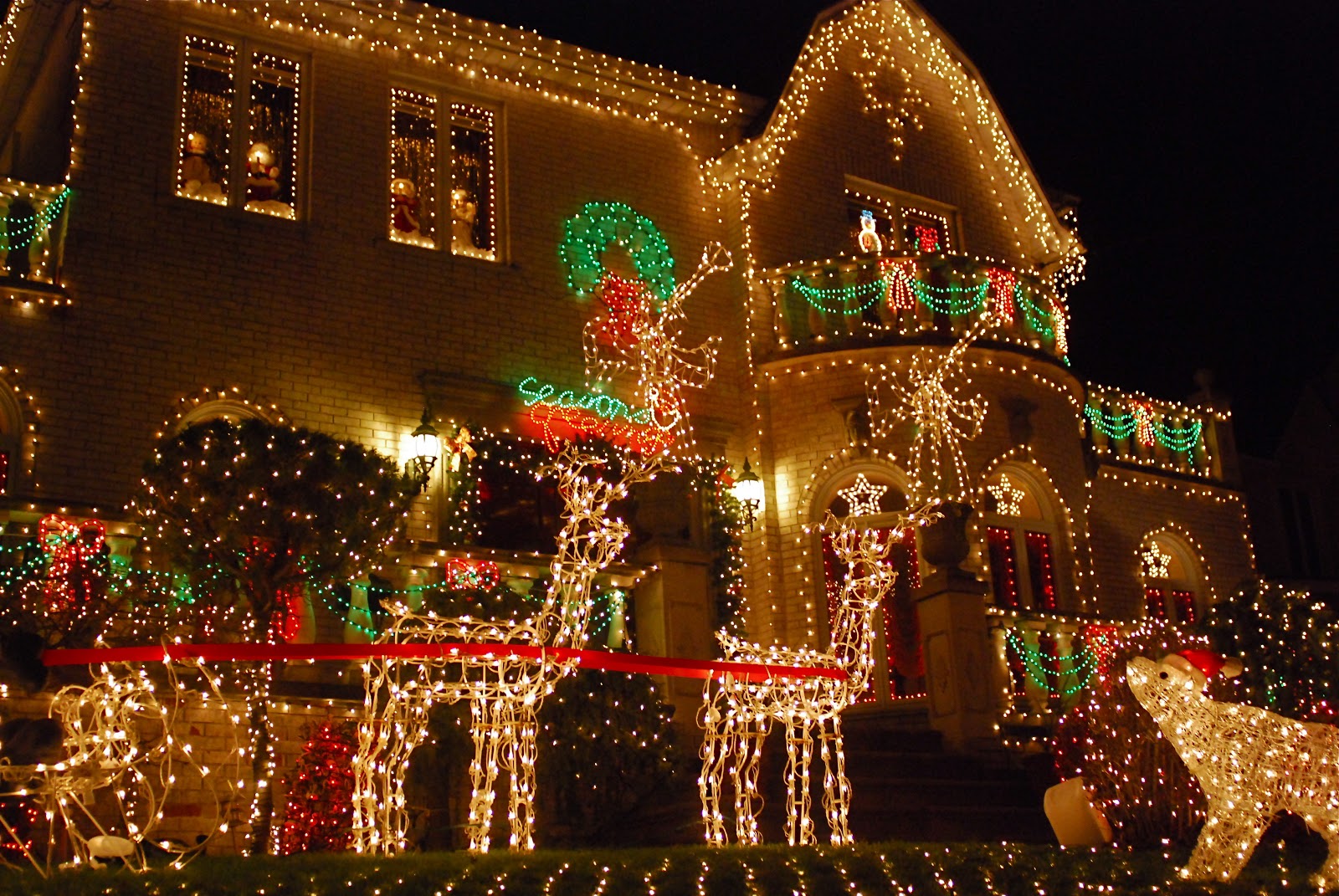 NYC ♥ NYC Brooklyn's Dyker Heights Home Christmas Light Displays