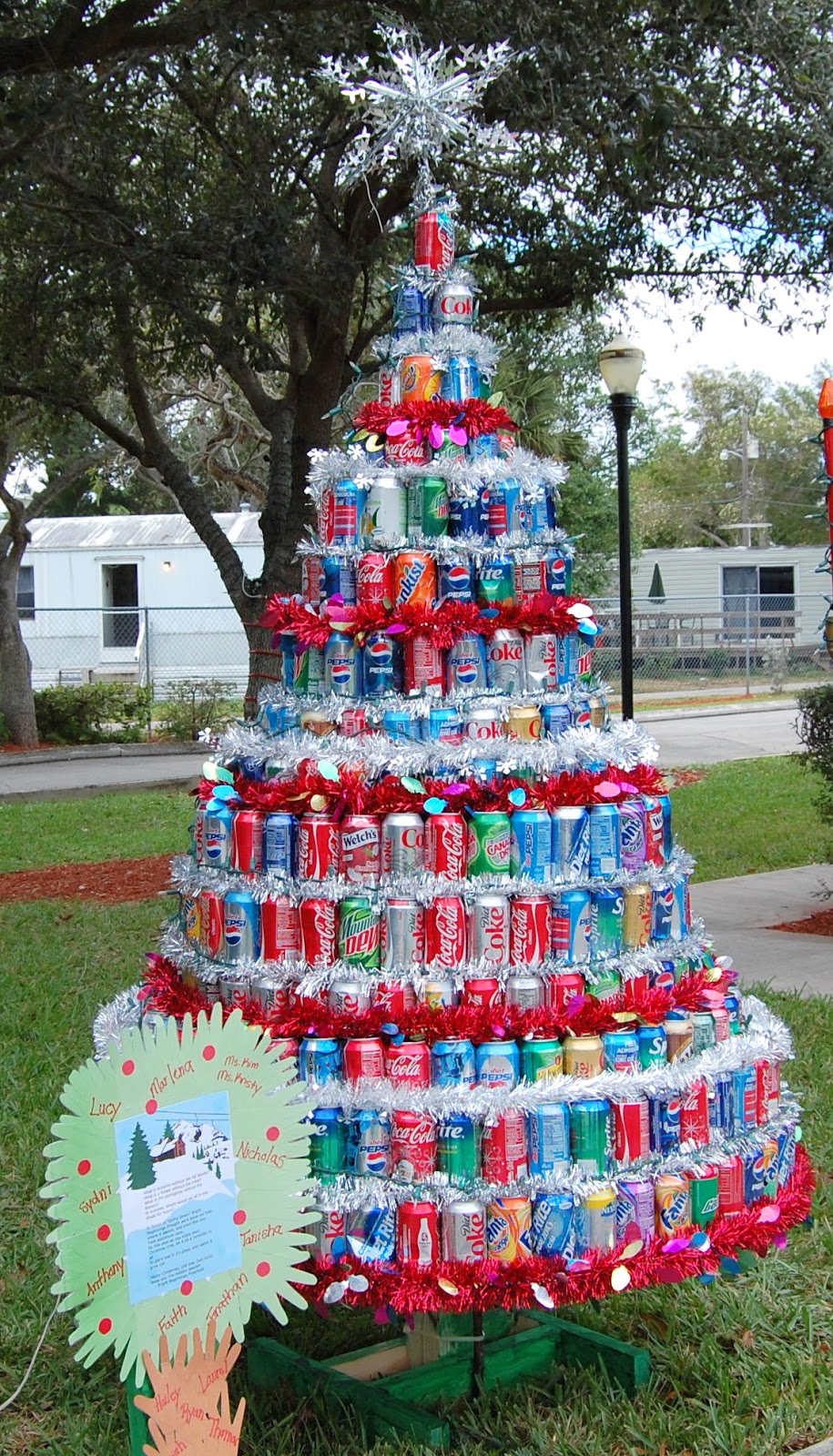 Never Listless 22 Funky, Unusual, Alternative Christmas Trees