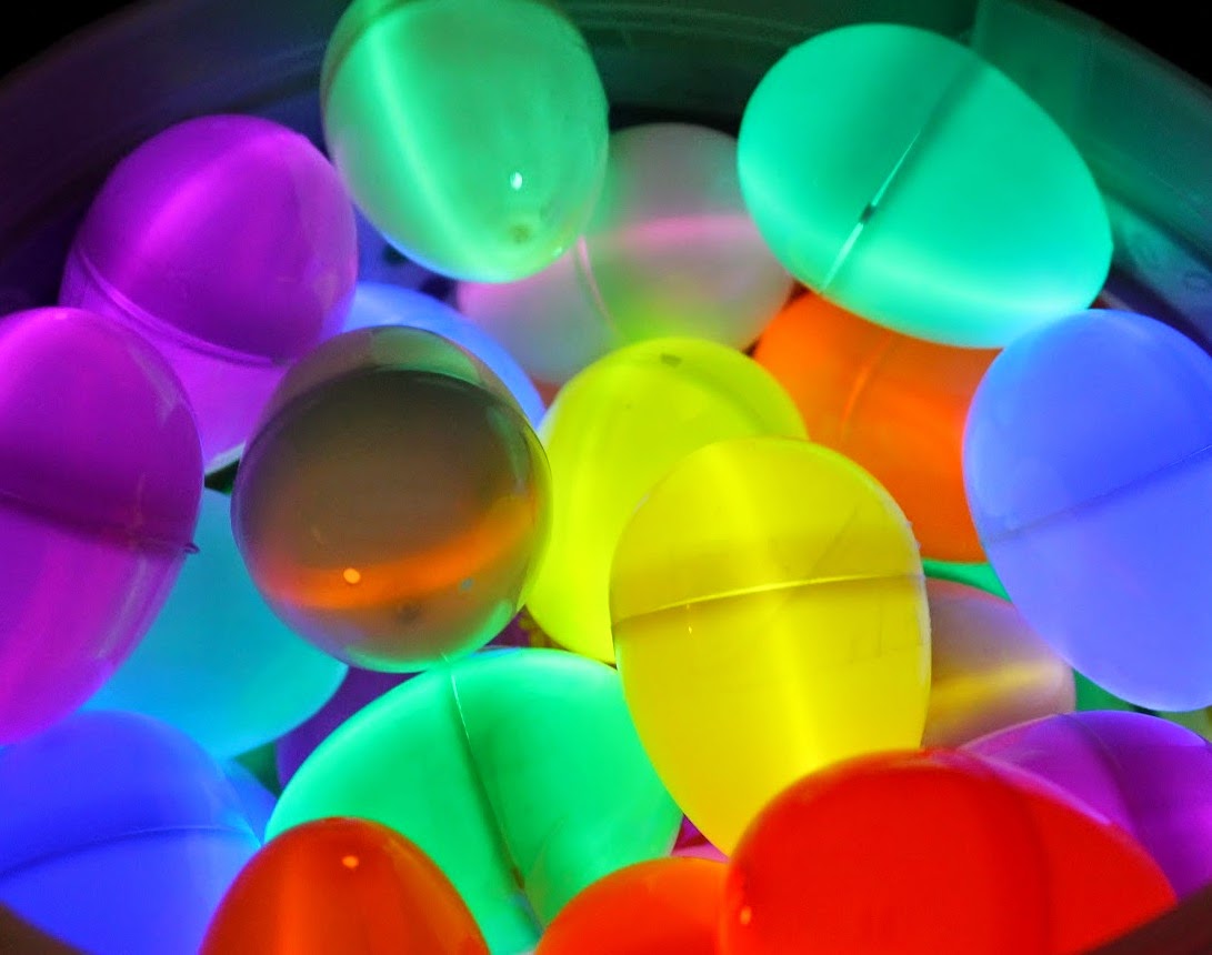 Life's Perception & Inspiration Fun Things You Can Do with Glow Sticks