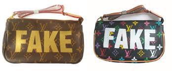 Designer Inspired Vs Knockoff Handbags Haute People If You Live In New York Will See These Bags Lining The Street And Are Sold At Ridiculous Low Costs