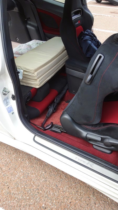 オタクローム Otachrome Com シビックタイプrユーロで真面目に車中泊