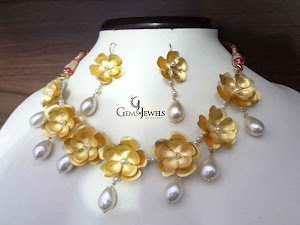 24Kt Gold Foil Flower Necklace