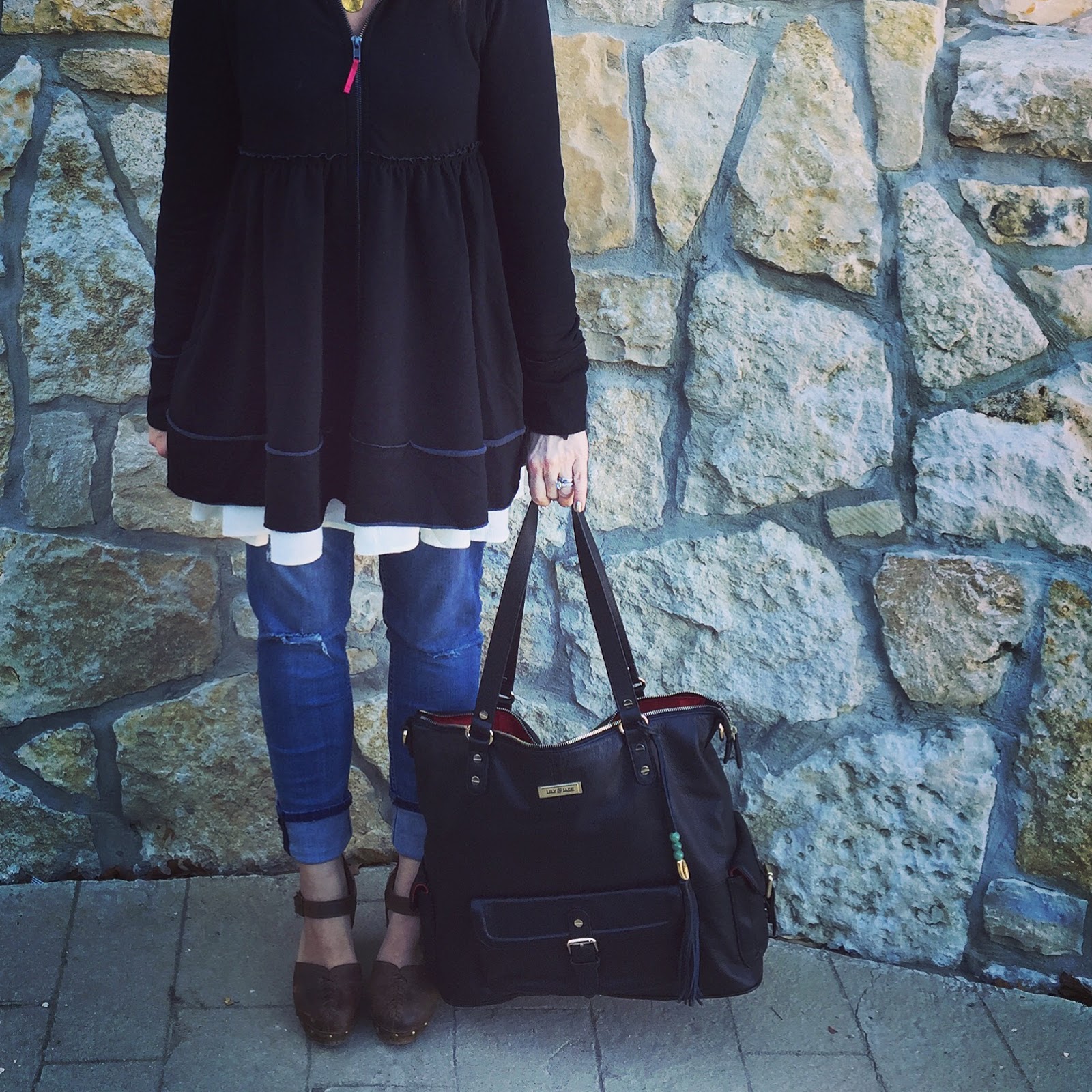 Momfessionals: Friday Favorites - Buddy's Back Edition