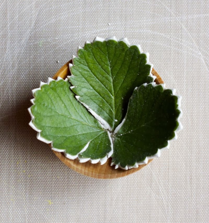 designers block DIY Clay Leaf Bowls