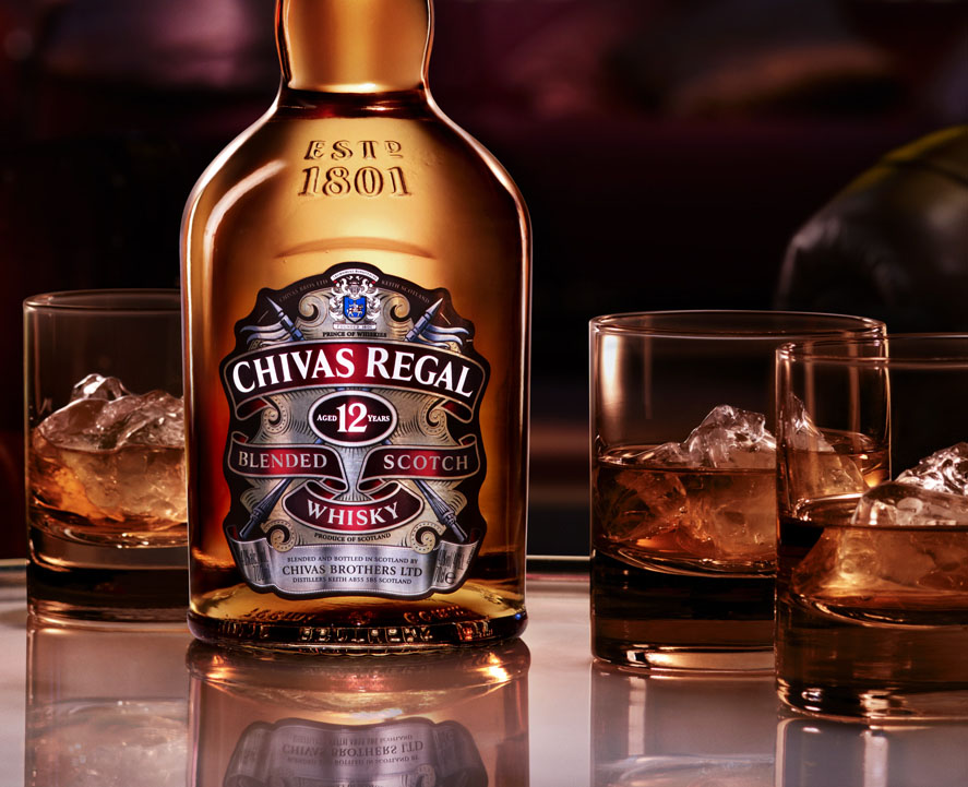 b r i g i t . h e g a r t y Chivas Regal with Steve Harries