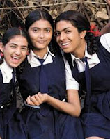 Priyanka Chopra Childhood Pics ~ jiah khan unseen childhood pictures