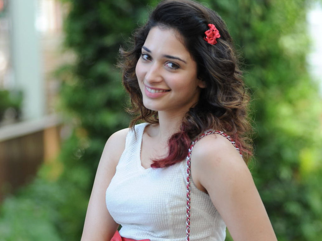 tamanna cute photos tamil actors childhood photos