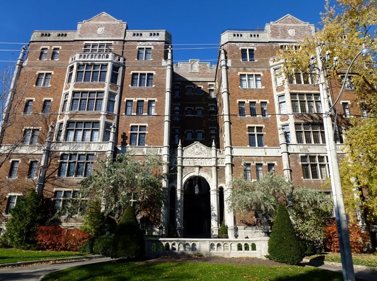 Occasional Toronto The Balmoral Apartments