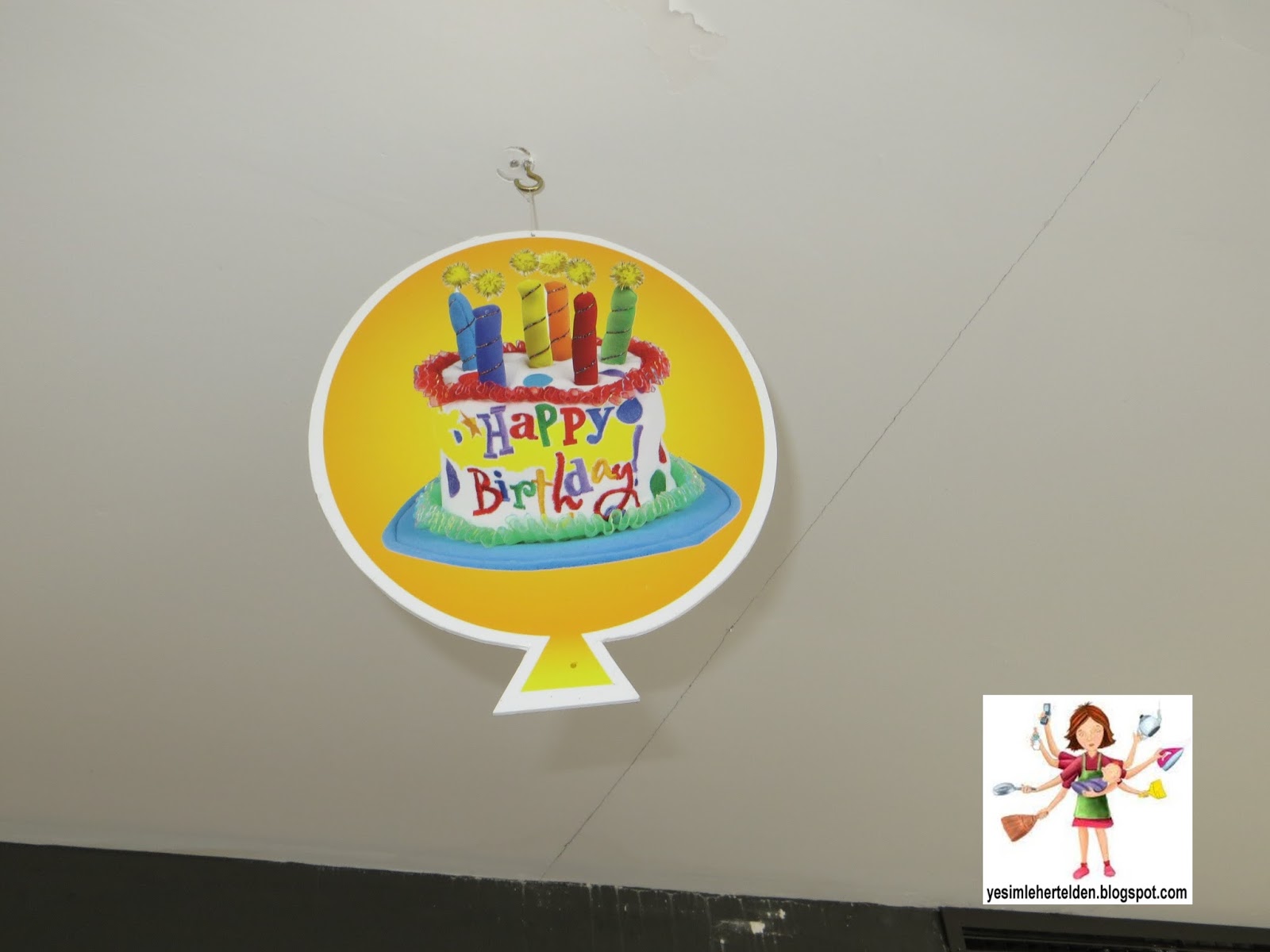 McDonalds�ta Doğum Günü Kutlayalım.Bölüm1 Yeşimle Her Telden